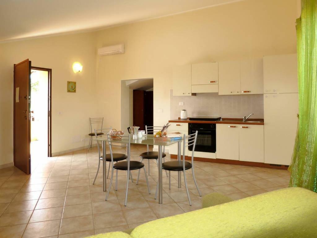 Recidence L' Infinito Apartment Carbognano Exterior photo